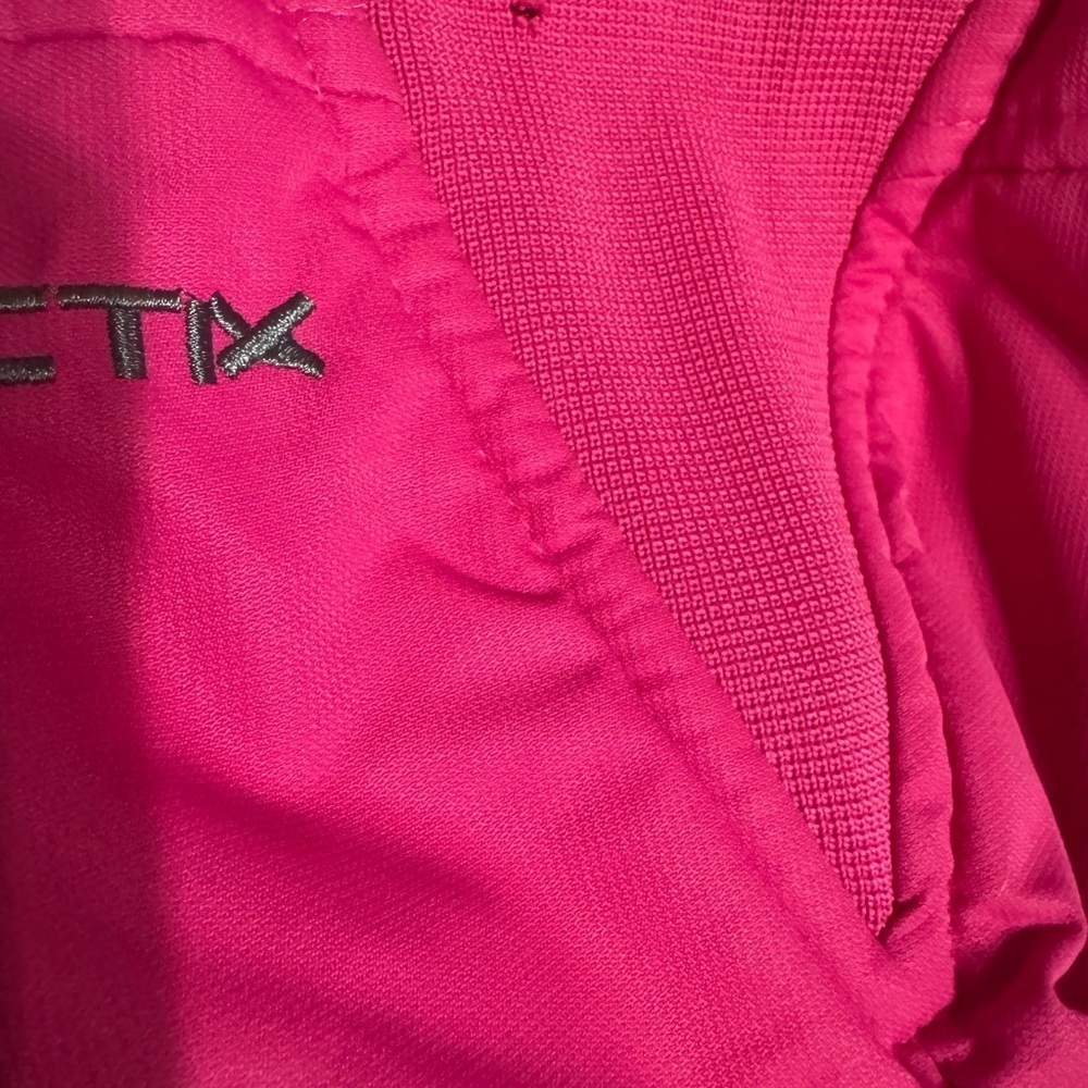 Arctix pink Snow Overall sm surface Hole not all the way through on side k122 4t - Picture 4 of 4